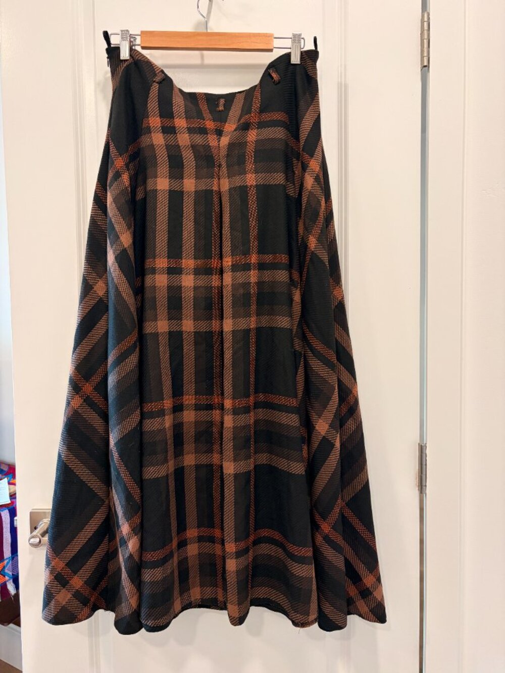 Vintage Daisy Line Long Plaid Pleated Skirt